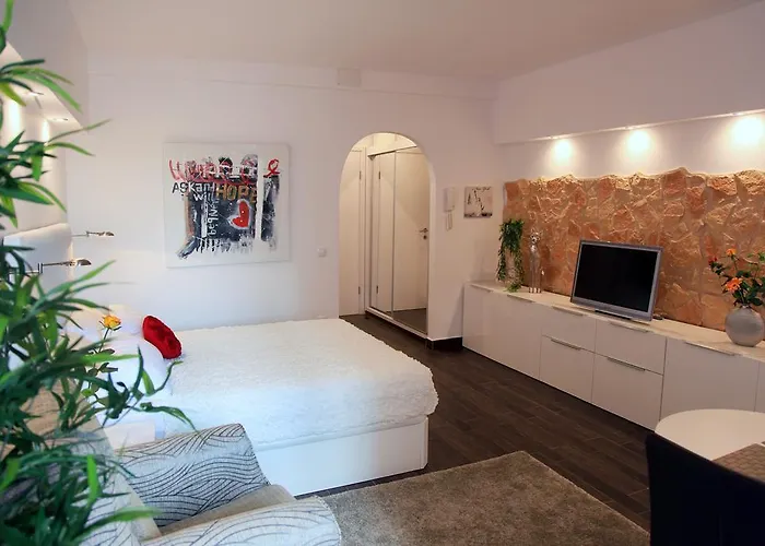La Perla Apartment *